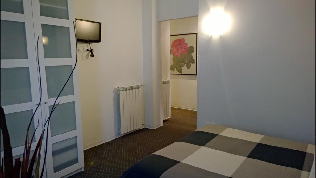 로마 알미 룸스 B&B 외부 사진