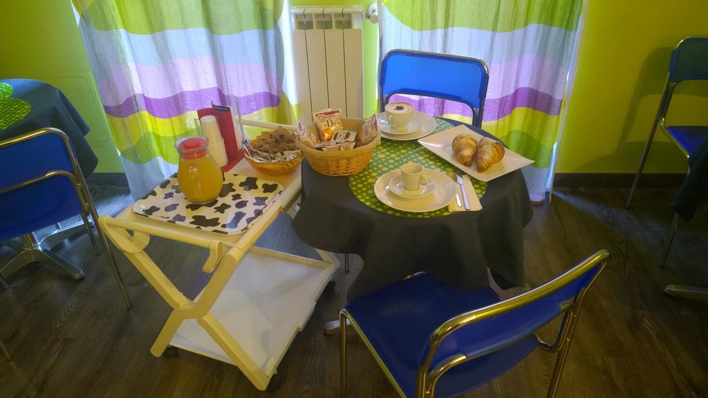 로마 알미 룸스 B&B 외부 사진