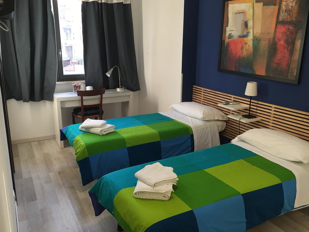 로마 알미 룸스 B&B 외부 사진