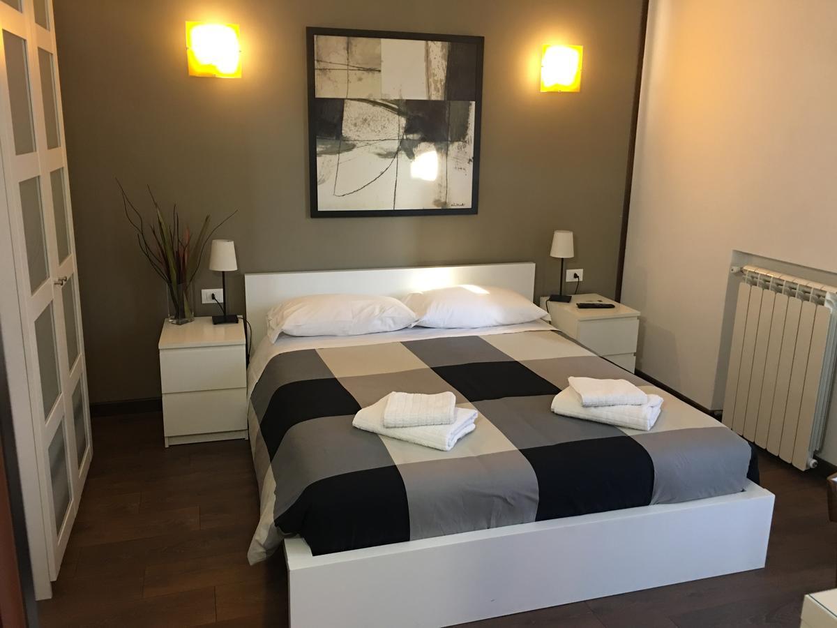 로마 알미 룸스 B&B 외부 사진
