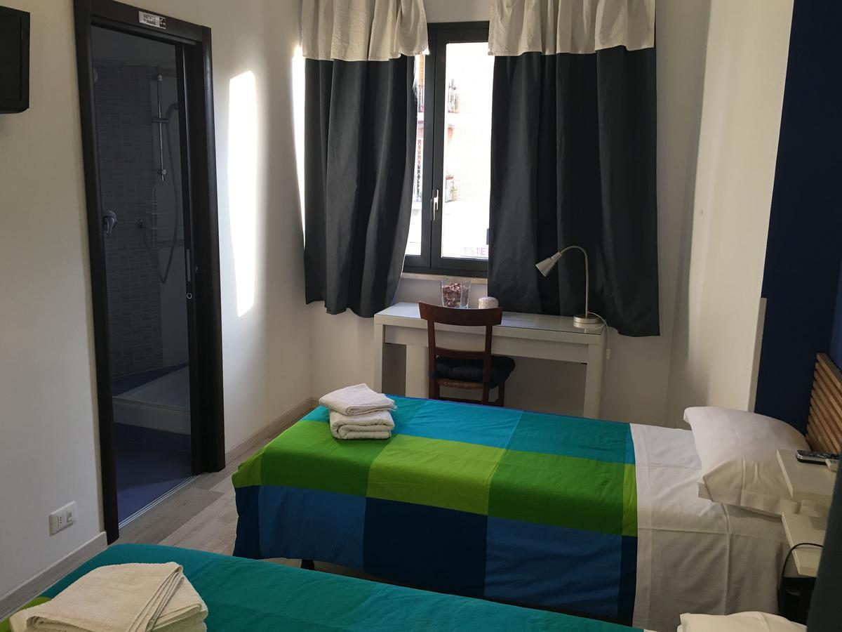 로마 알미 룸스 B&B 외부 사진