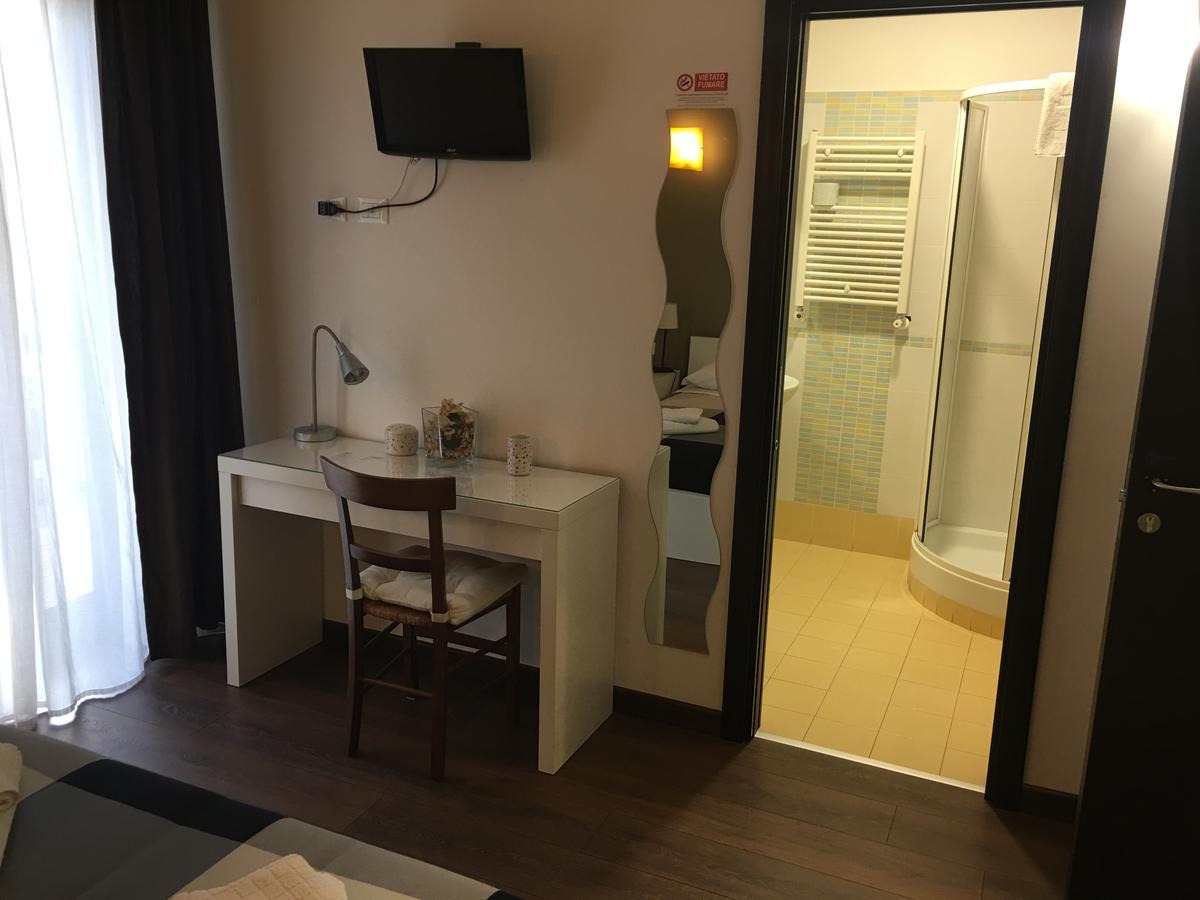 로마 알미 룸스 B&B 외부 사진
