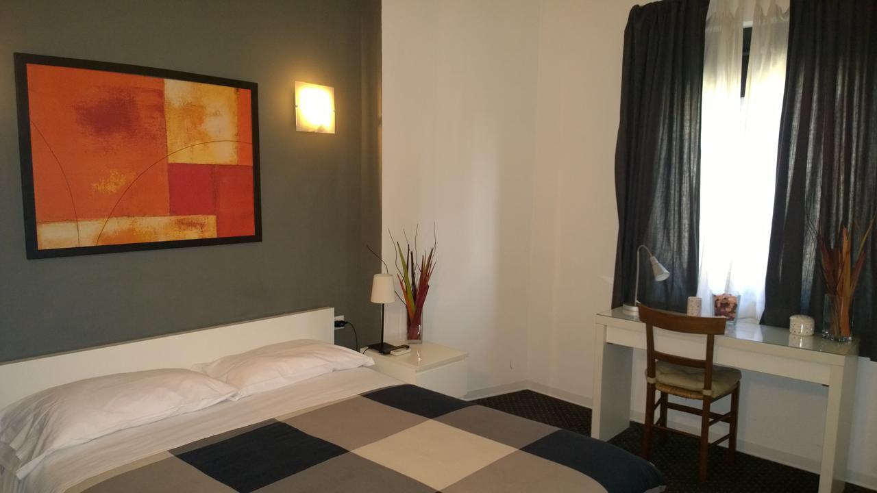 로마 알미 룸스 B&B 외부 사진